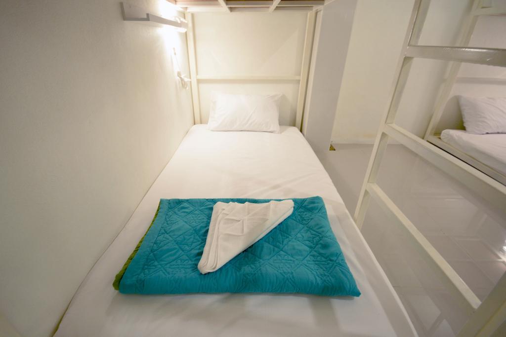 Albergue Irest Ao Nang Seafront Exterior foto