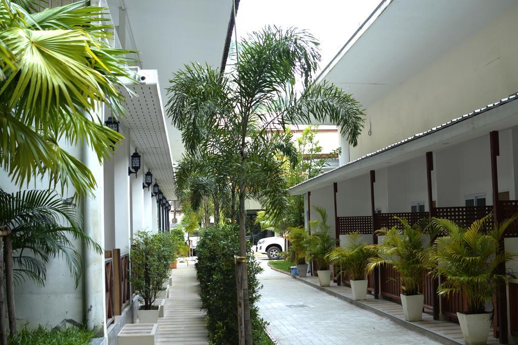 Albergue Irest Ao Nang Seafront Exterior foto