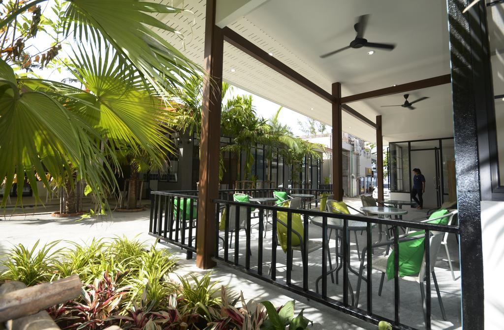 Albergue Irest Ao Nang Seafront Exterior foto