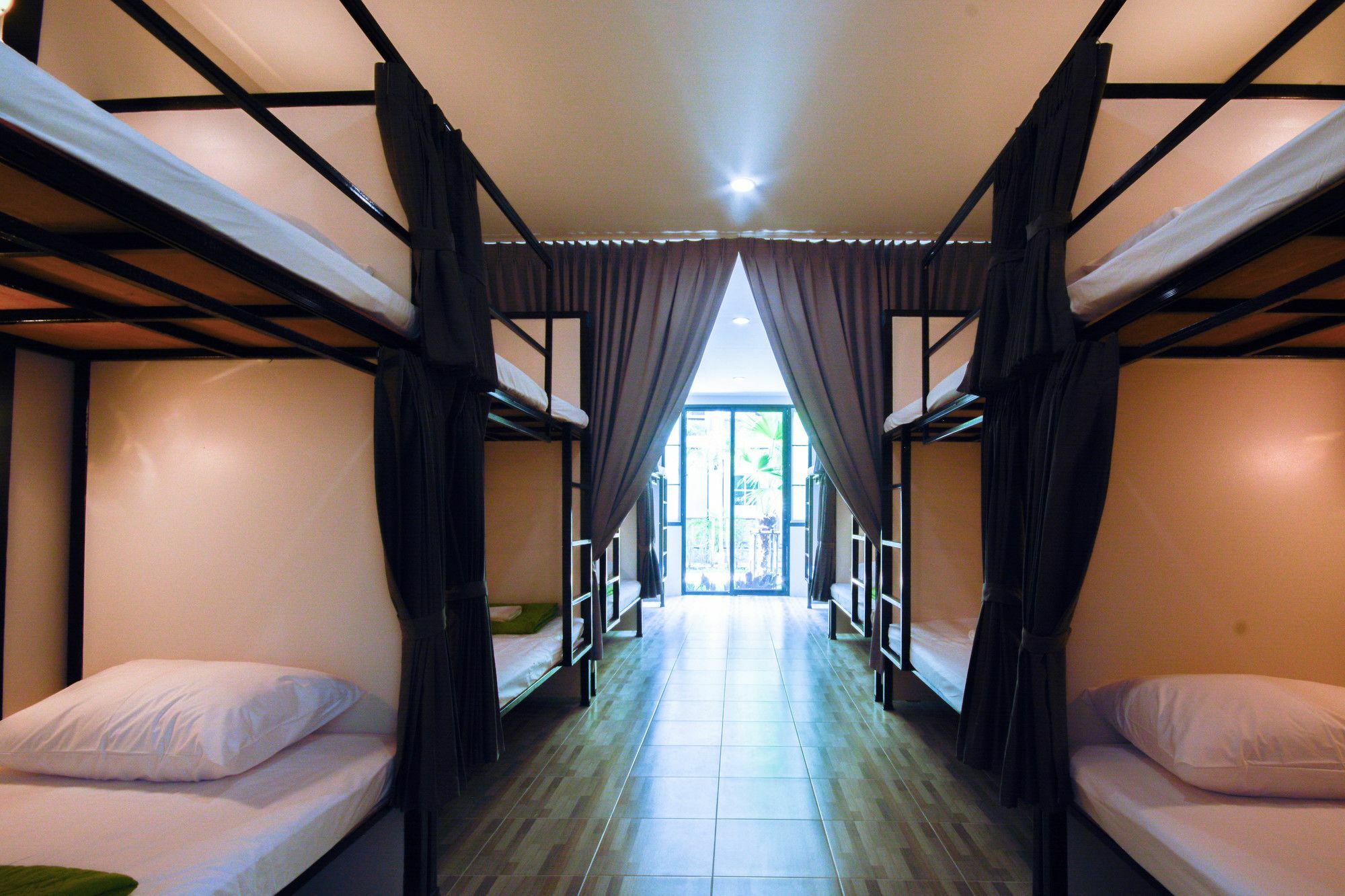 Albergue Irest Ao Nang Seafront Exterior foto