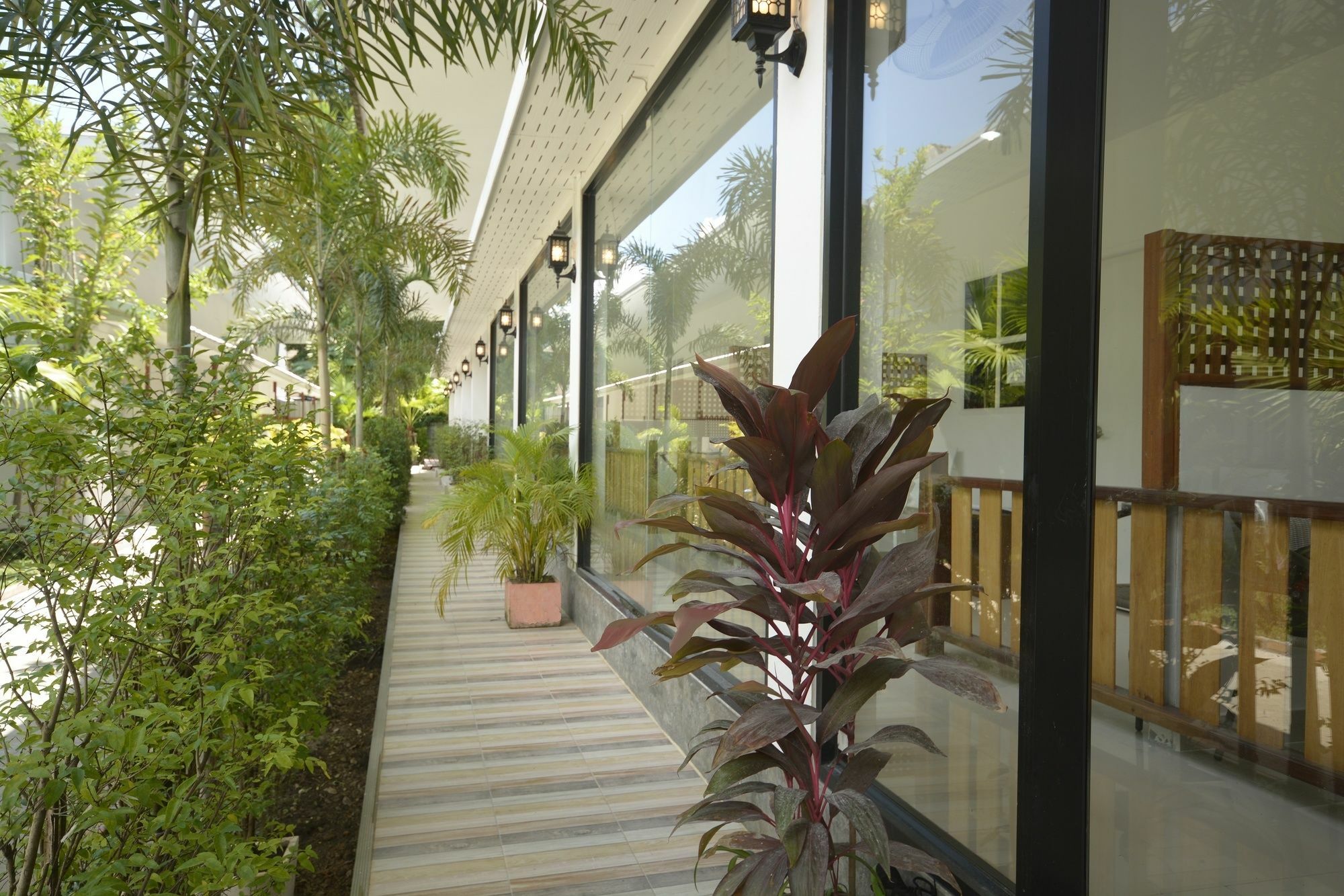 Albergue Irest Ao Nang Seafront Exterior foto