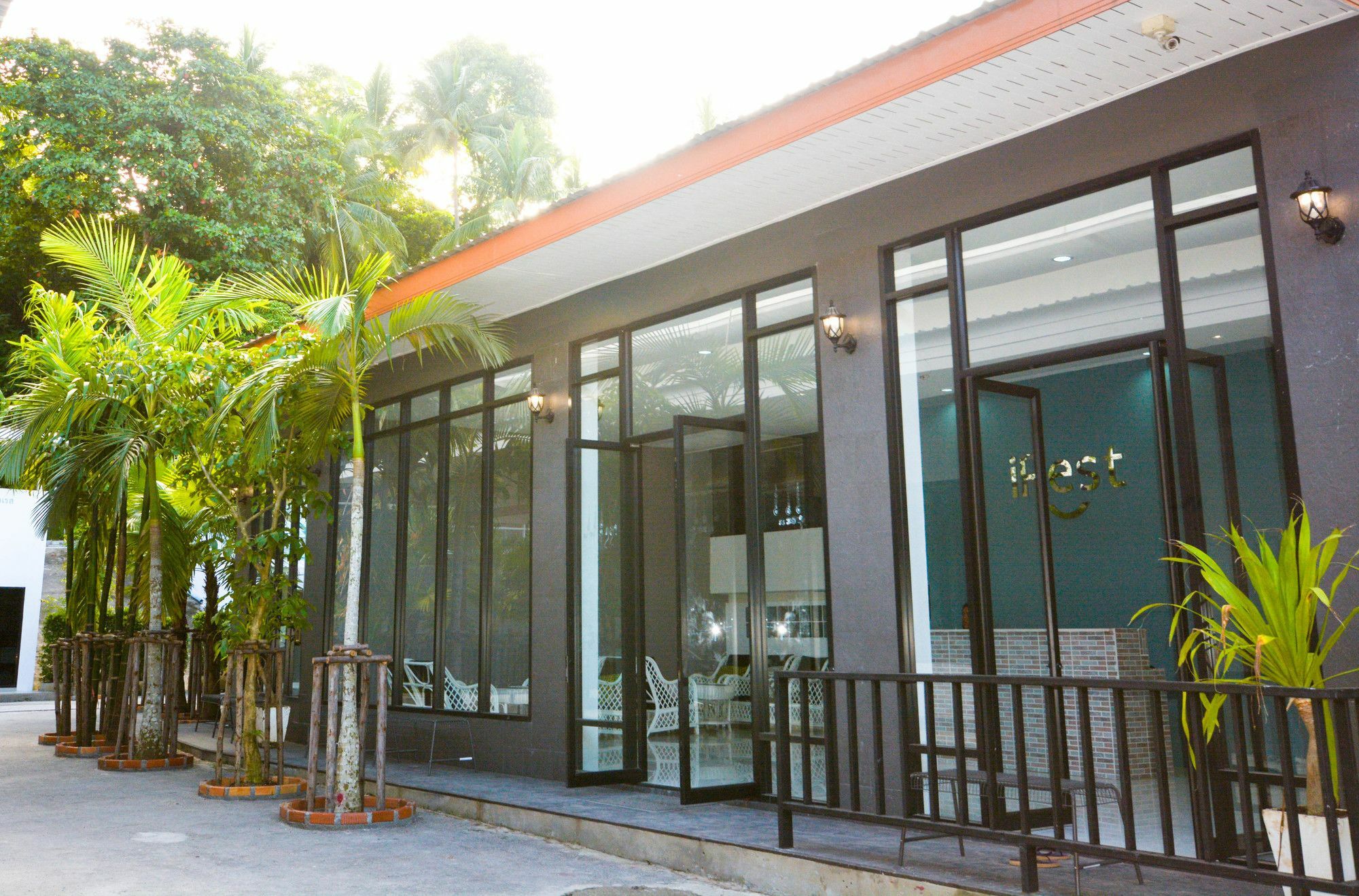 Albergue Irest Ao Nang Seafront Exterior foto