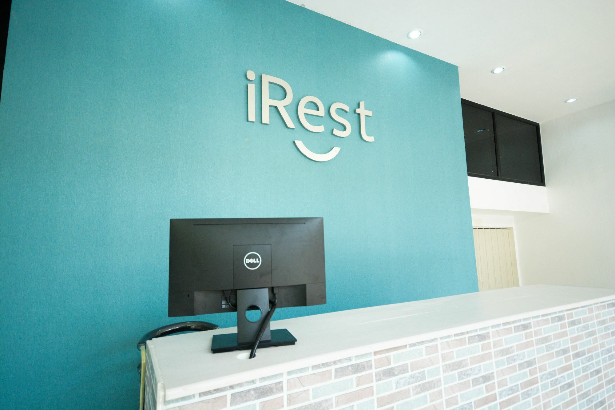 Albergue Irest Ao Nang Seafront Exterior foto