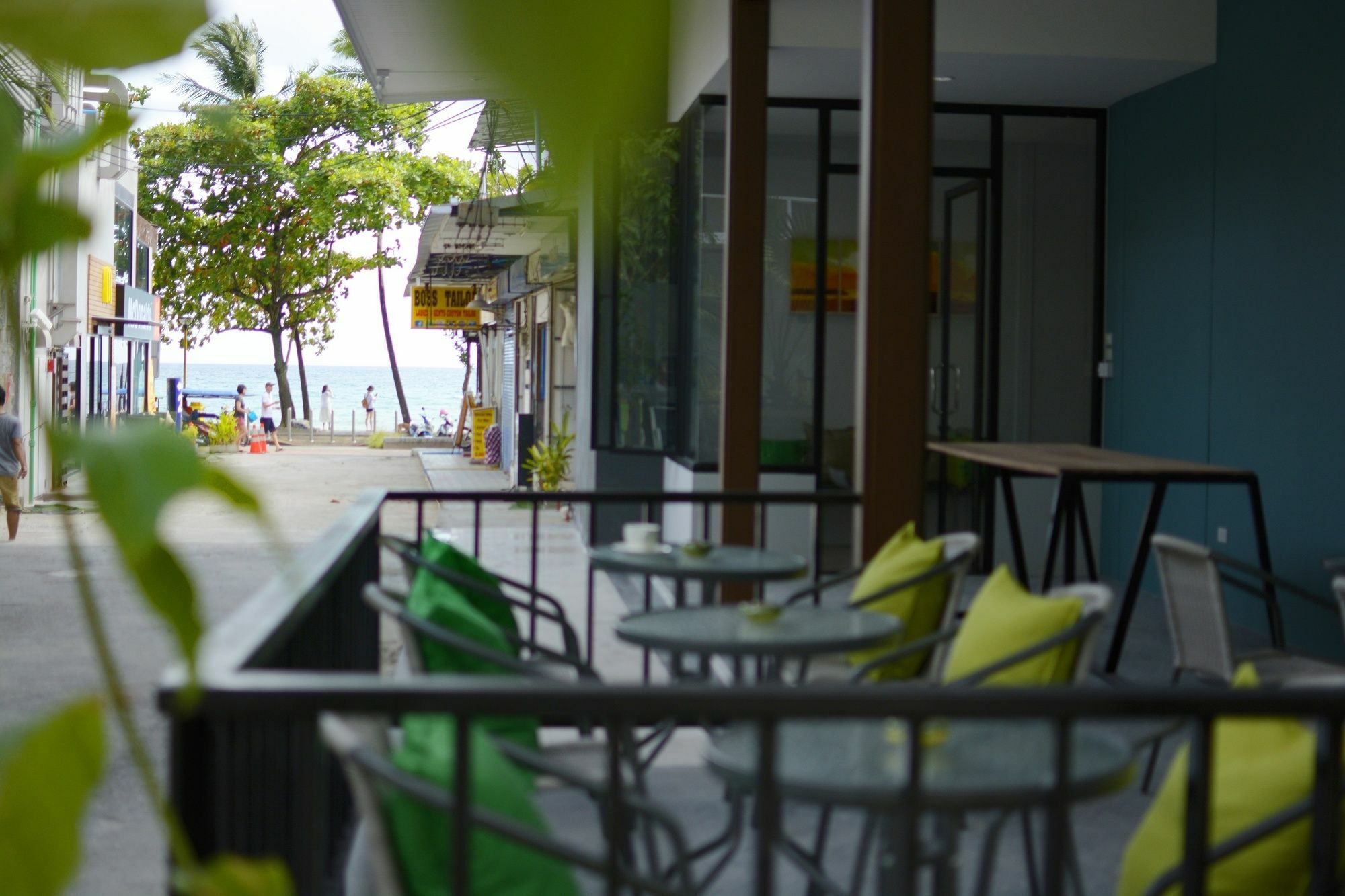 Albergue Irest Ao Nang Seafront Exterior foto